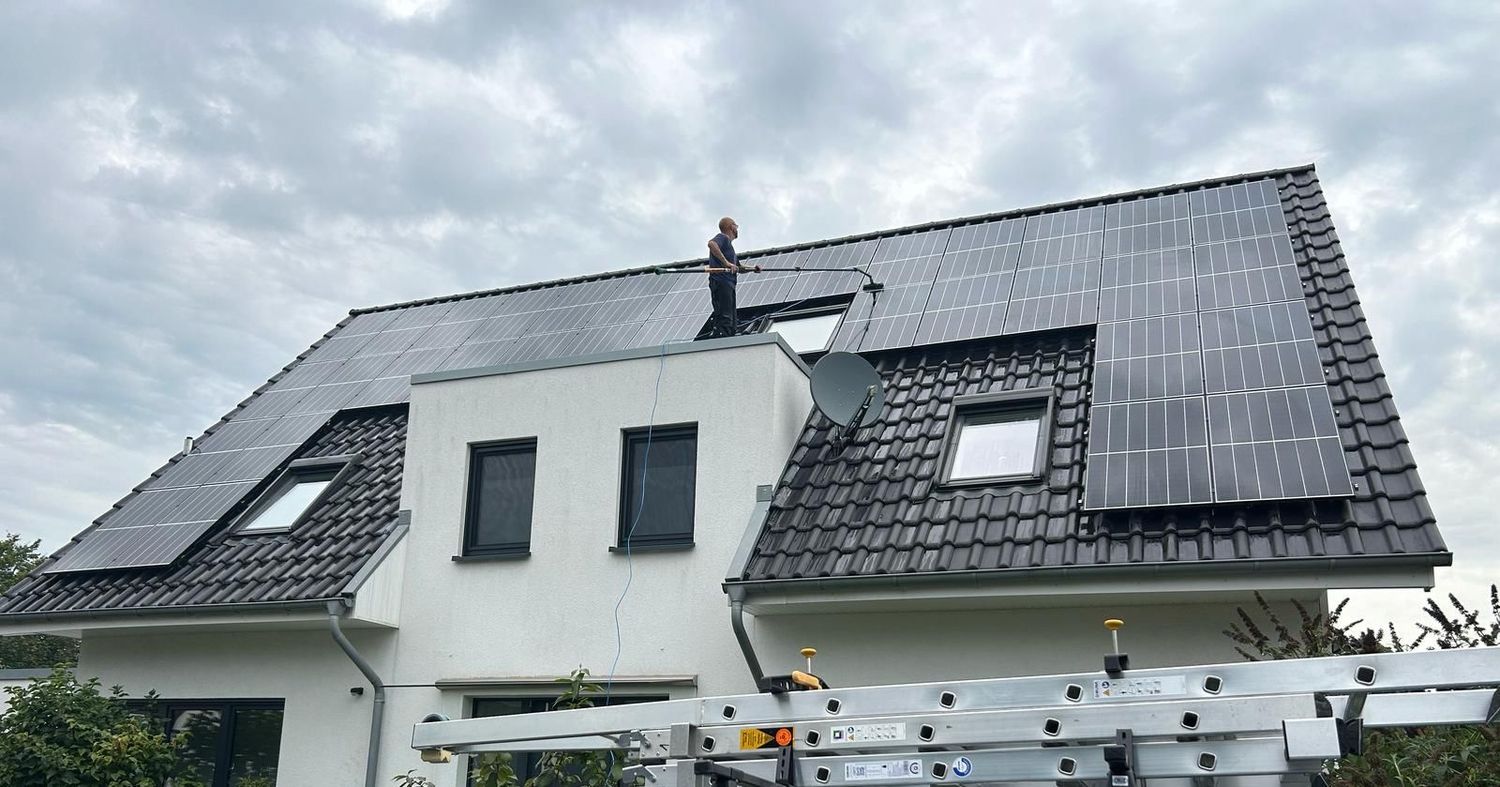 Photovoltaik-Reinigung in NRW